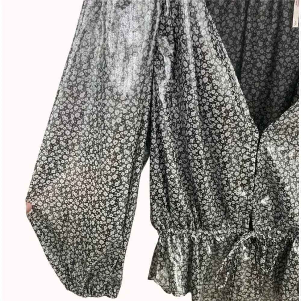 Free People XS Talk‎ That Talk Metallic Silver Floral Puff Sleeve Ruffle Top
